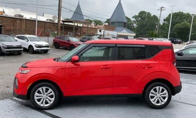2021 Kia Soul LX S X