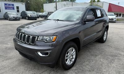 2019 Jeep Grand Cherokee Laredo