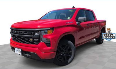 2022 Chevrolet Silverado Custom