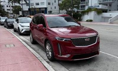 2021 Cadillac XT6 Premium Luxury