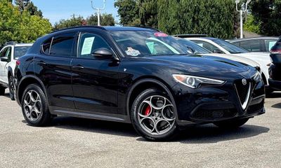 2023 Alfa Romeo Stelvio TI