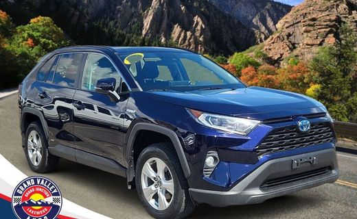 2020 Toyota RAV4 XLE HV