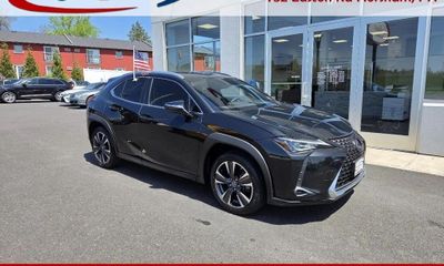 2022 Lexus UX 200 Base