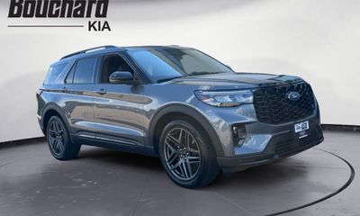 2025 Ford Explorer ST