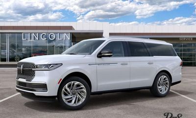 2027 Lincoln Navigator L Reserve