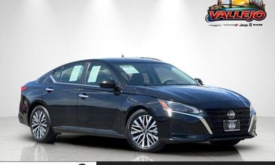2024 Nissan Altima SV