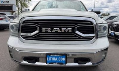 2017 Ram 1500 SLT
