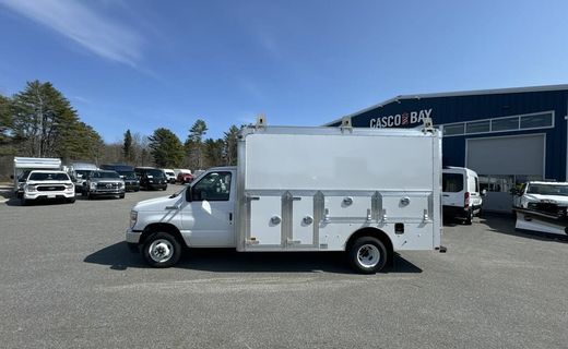 2026 Ford E-450 Base