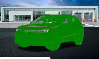2026 Volkswagen Taos 4MOTION SE Black
