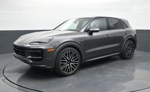 2026 Porsche Cayenne GTS Coupe