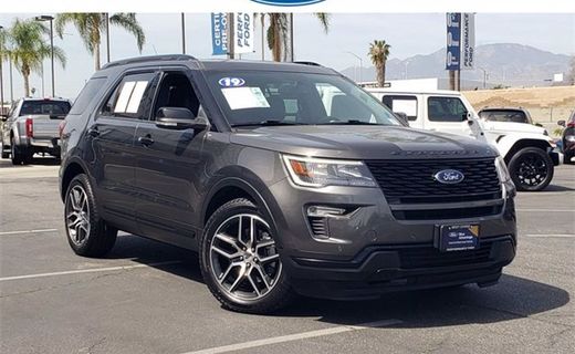 2019 Ford Explorer Sport