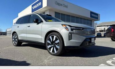 2025 Volvo EX90 Ultra