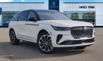 2024 Lincoln Nautilus Reserve