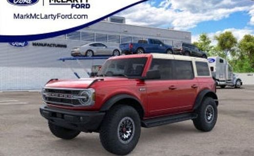 2026 Ford Bronco Outer Banks