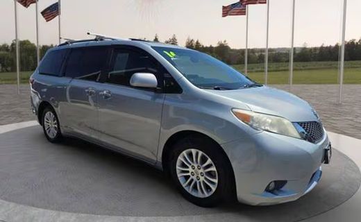 2016 Toyota Sienna XLE