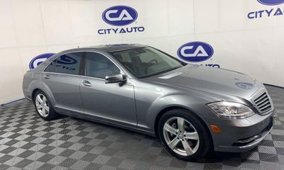 2013 Mercedes-Benz S-Class S550