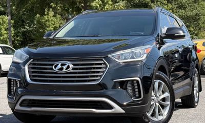 2017 Hyundai Santa FE GLS