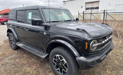 2026 Ford Bronco Outer Banks