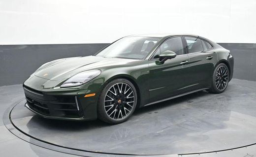 2026 Porsche Panamera