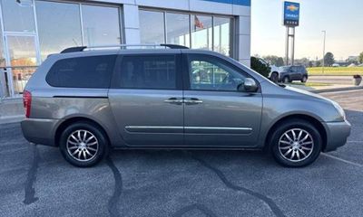2012 Kia Sedona GLS