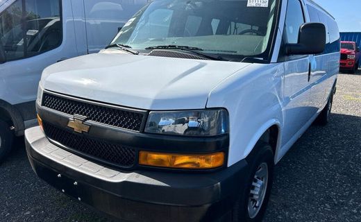 2025 Chevrolet Express LS EXT