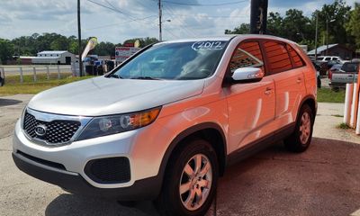 2012 Kia Sorento GL Middle LOW
