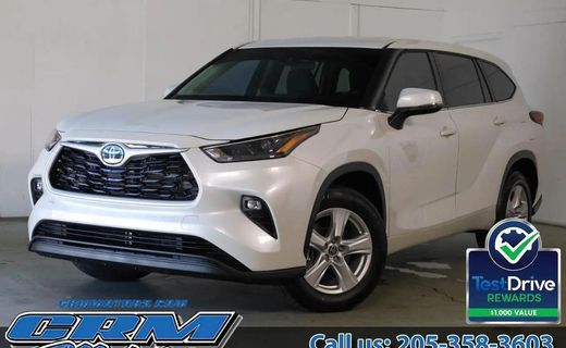 2022 Toyota Highlander LE