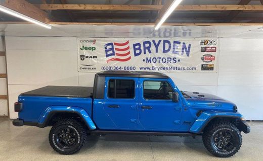 2026 Jeep Gladiator Sport