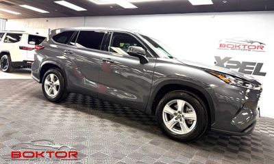 2020 Toyota Highlander LE