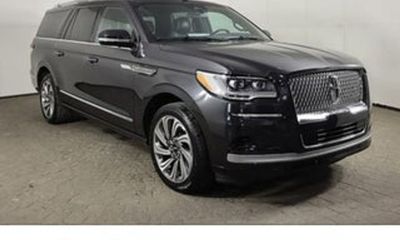 2022 Lincoln Navigator L Reserve
