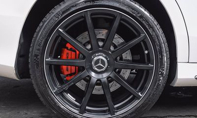 2017 Mercedes-Benz S-Class AMG S63