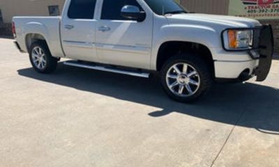 2013 GMC Sierra SLE