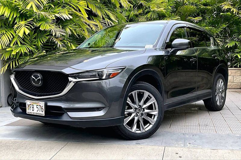 2021 Mazda CX-5 — a typically priced live listing