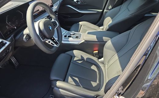 2026 BMW 330i