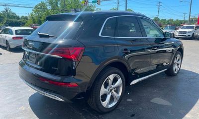 2021 Audi Q5 Quattro Premium Plus