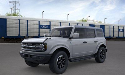 2026 Ford Bronco Outer Banks