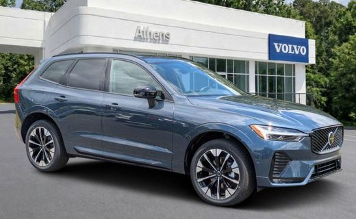 2026 Volvo XC60 Plus Dark