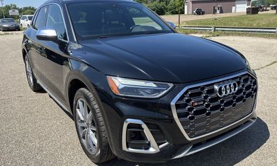 2022 Audi SQ5 Quattro Premium Plus