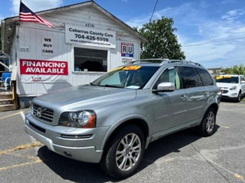 2013 Volvo XC90 — a typically priced live listing