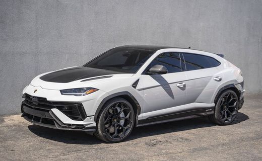 2024 Lamborghini Urus Performante