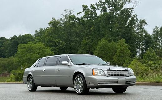 2004 Cadillac Limousine Professional