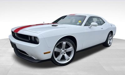 2014 Dodge Challenger Base