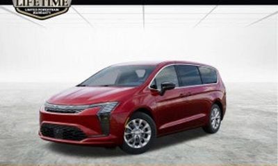 2027 Chrysler Pacifica Select