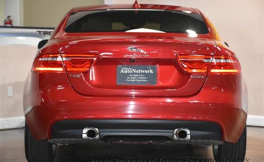 2017 Jaguar XE Premium