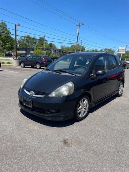 2007 Honda FIT — a typically priced live listing