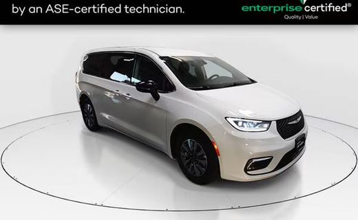 2024 Chrysler Pacifica Select