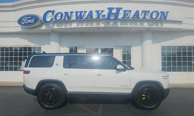 2023 Rivian R1S Launch Edition