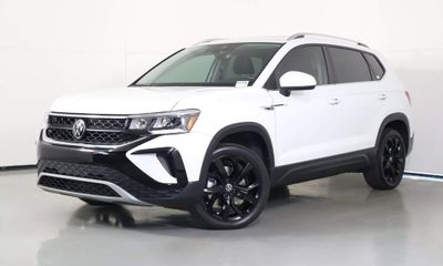 2023 Volkswagen Taos SE
