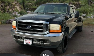 2001 Ford F-350 Long BED