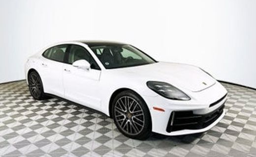 2022 Porsche Panamera